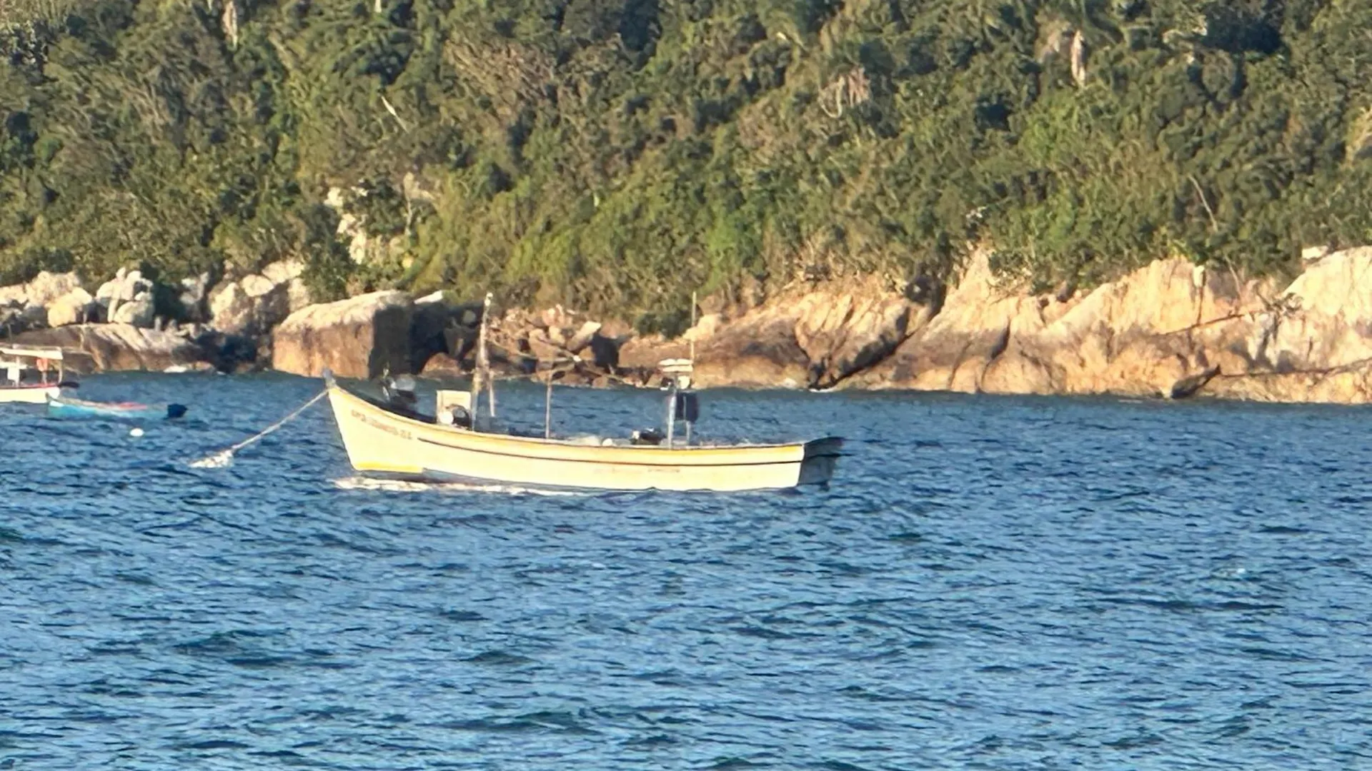 Centrinho, Churrasqueira E Piscina, Familia, Vista Mar